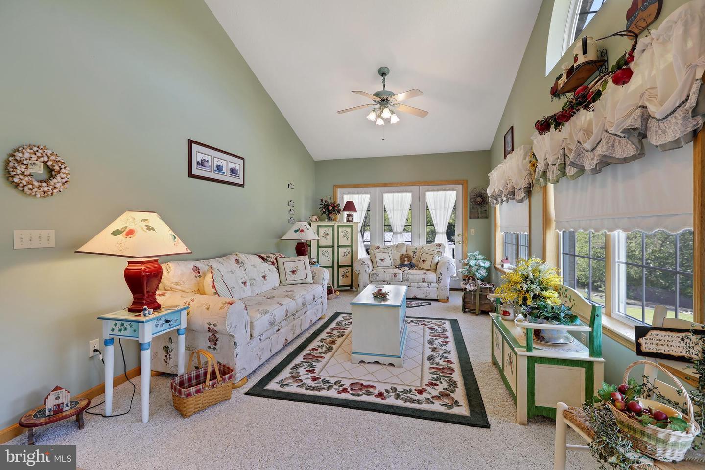 NEW LISTING 283 Summit Drive, Short Gap Ally Litten